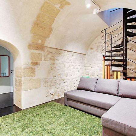 Authentic Apartment - 2Br-6P - Le Marais Parigi Esterno foto
